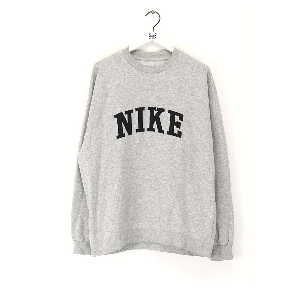 nike spellout pullover